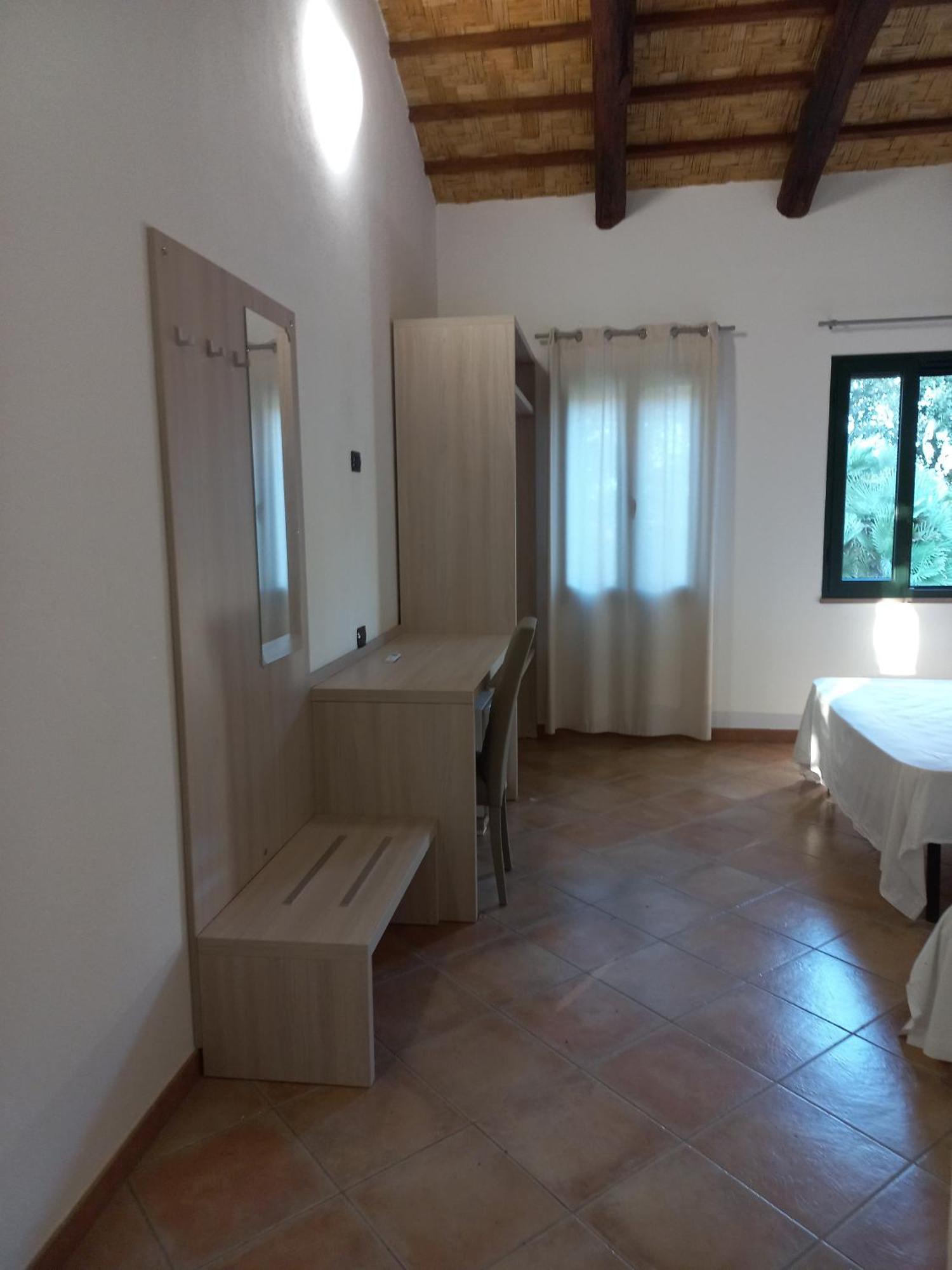 Agriturismo Villa Degli Ulivi サン・ヴェーロ・ミーリス エクステリア 写真
